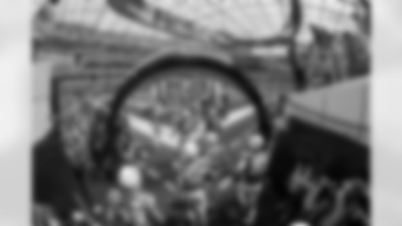 The Los Angeles Chargers play the Las Vegas Raiders on Sunday, September 8, 2024 at SoFi Stadium in Inglewood, CA.
[FINAL SCORE: LAC 22 - LV 10]