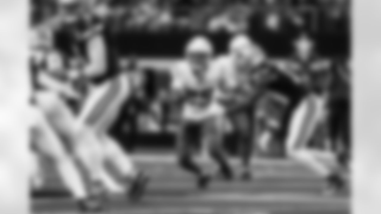 CB Tarheeb Still (29)