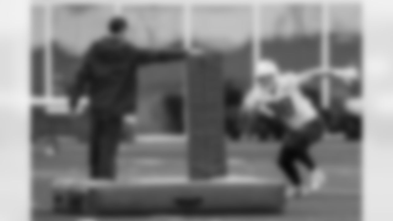 The Los Angeles Chargers play the Houston Texans on Wednesday, December 31, 2025 at SoFi Stadium in Inglewood, CA.
[FINAL SCORE: HOU 20 - LAC 16]