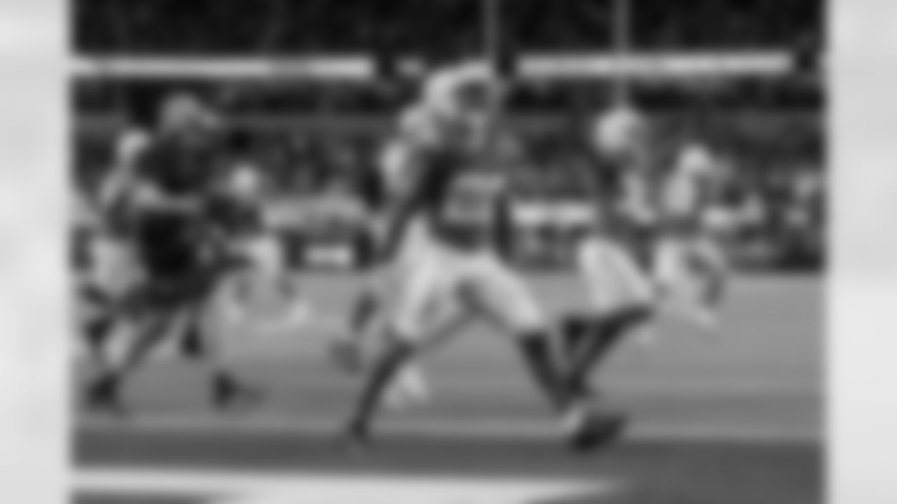 The Los Angeles Chargers play the Chicago Bears on Sunday, October 29, 2023 at SoFi Stadium in Inglewood, CA.
[FINAL SCORE: LAC 30 - CHI 13]