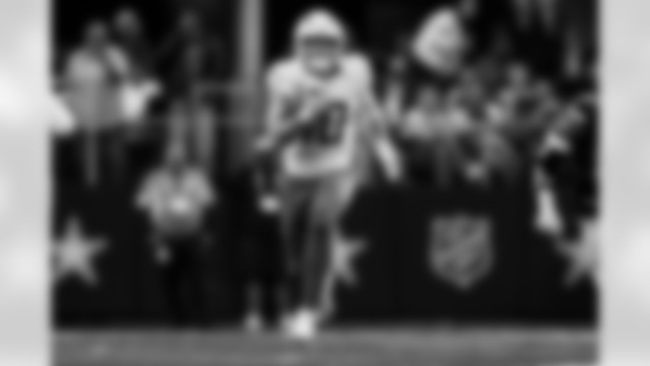 Take a look back at the best photos of Justin Herbert's 2025 campaign.