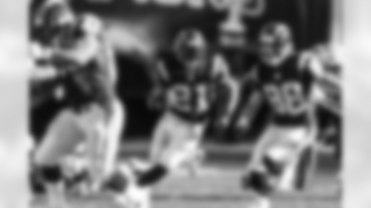 Relive the Chargers' postseason appearances through images from playoff games, highlighting the moments that defined the team in the NFL playoffs.