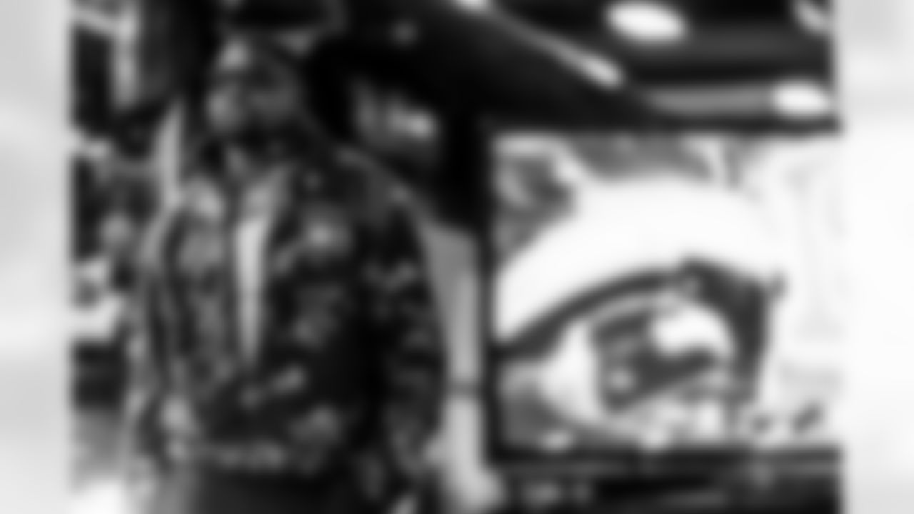 Take a look back at the Chargers Week 18 matchup with the Broncos in monochrome.