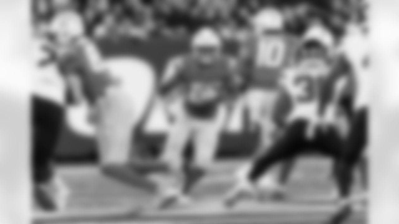 The Los Angeles Chargers play the New York Jets on Monday, November 6, 2023 at MetLife Stadium in East Rutherford, NJ.
[FINAL SCORE: LAC 27 - NYJ 6]