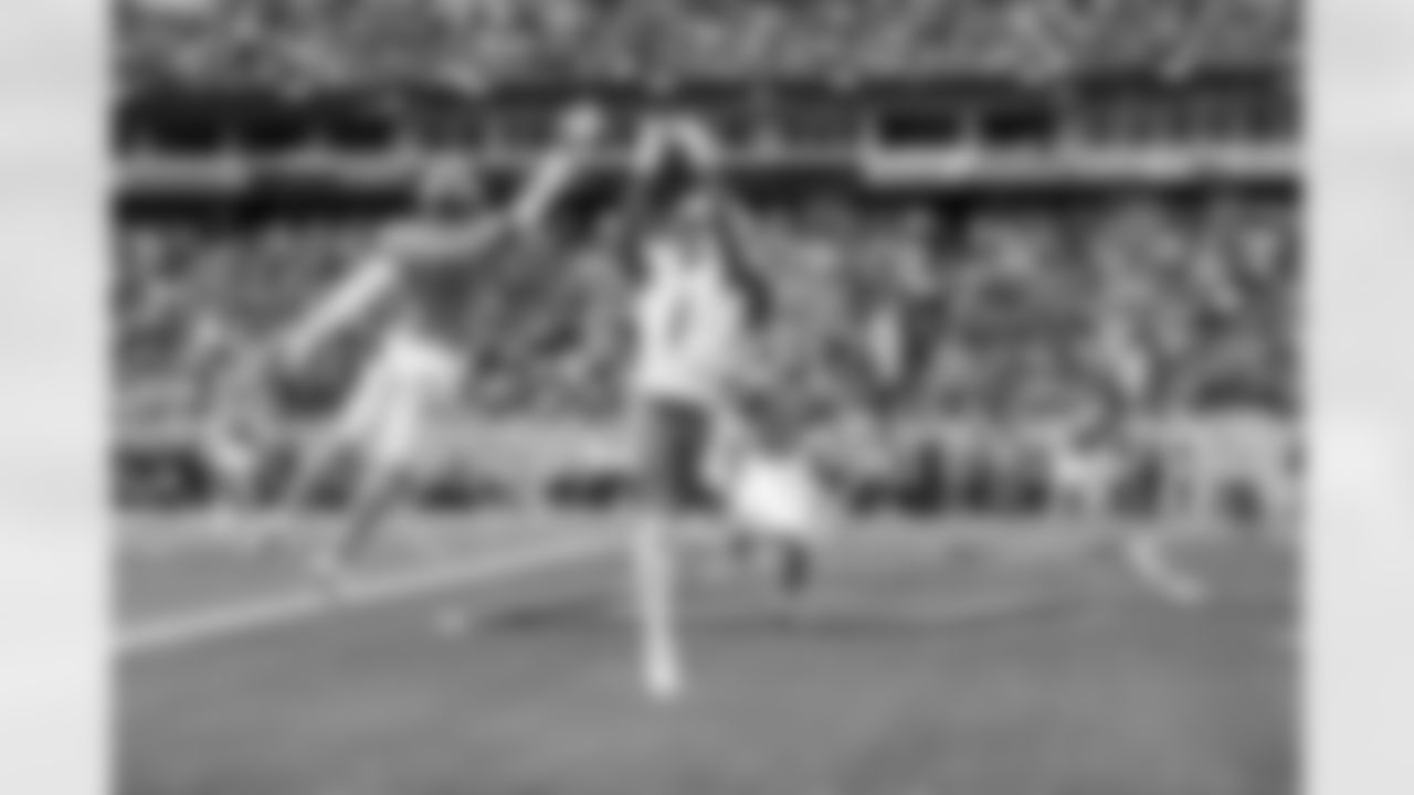 WR Quentin Johnston (1)