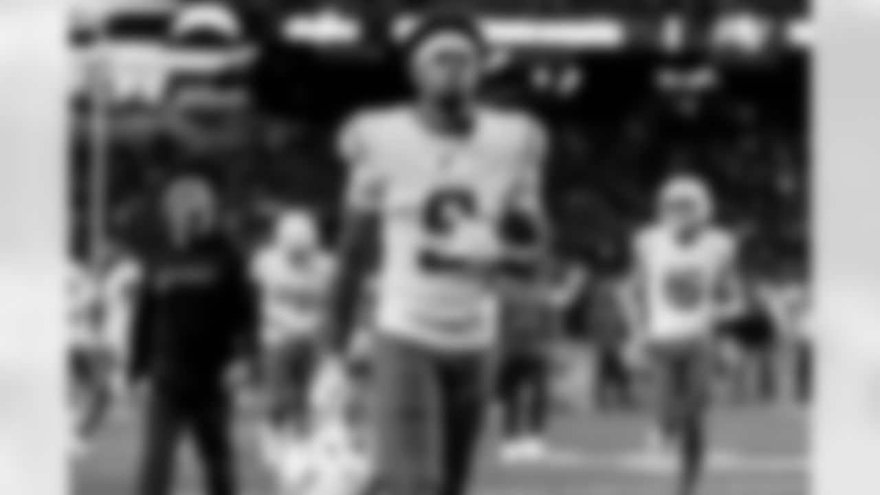 Check out the best shots from the Chargers Week 2 matchup against the Raiders!