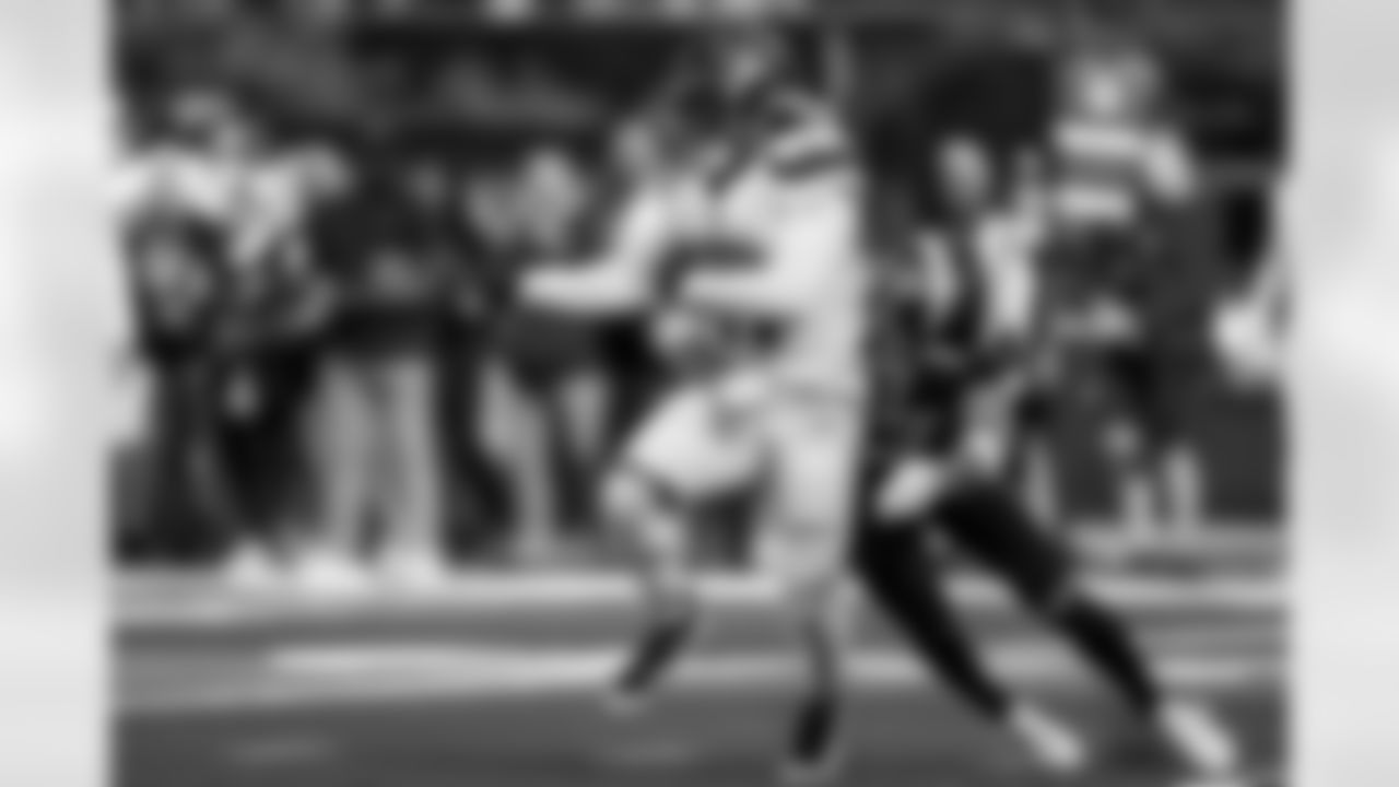 Check out the best shots from the Chargers Week 17 matchup against the Texans!