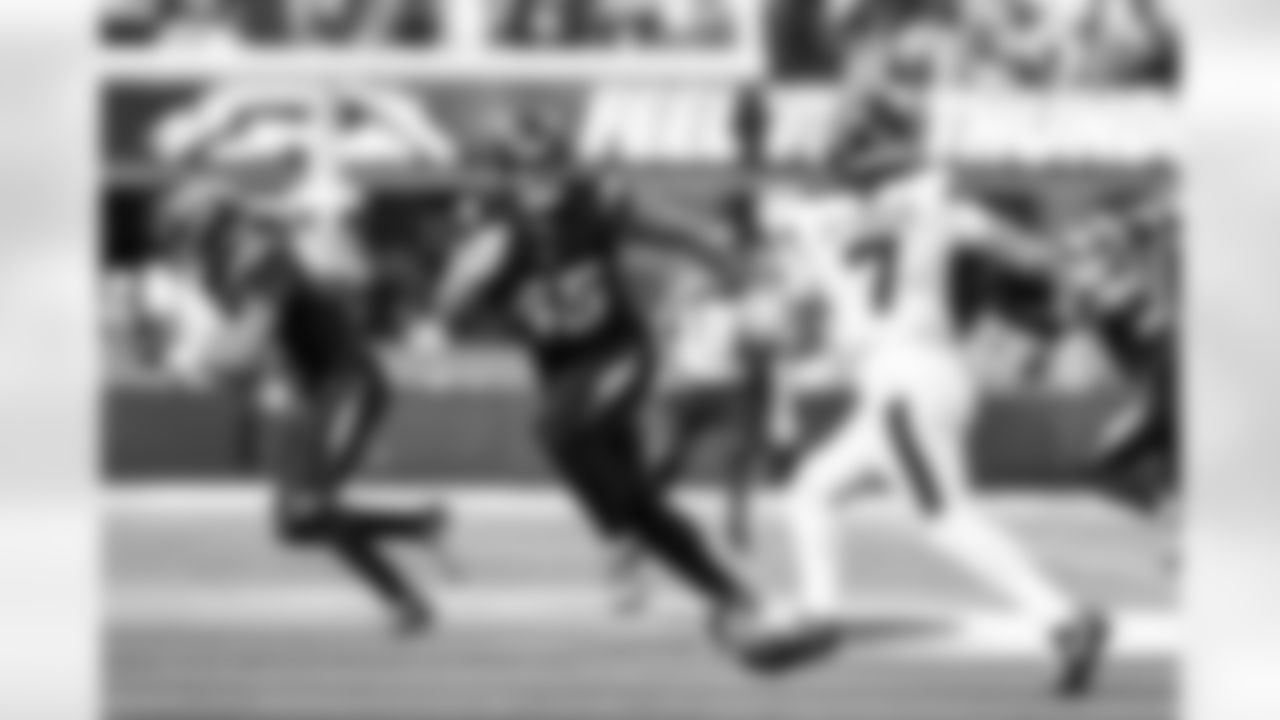 OLB Tuli Tuipulotu (45)