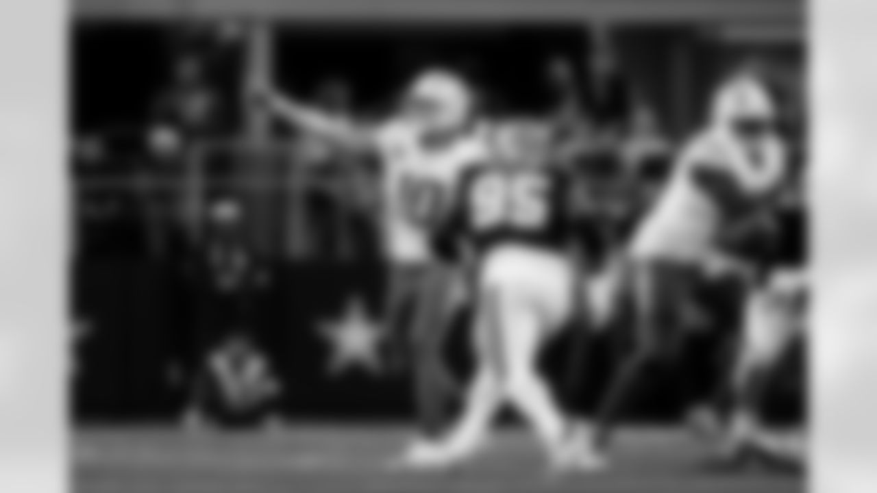 Check out the best shots from the Chargers Week 16 matchup against the Cowboys!