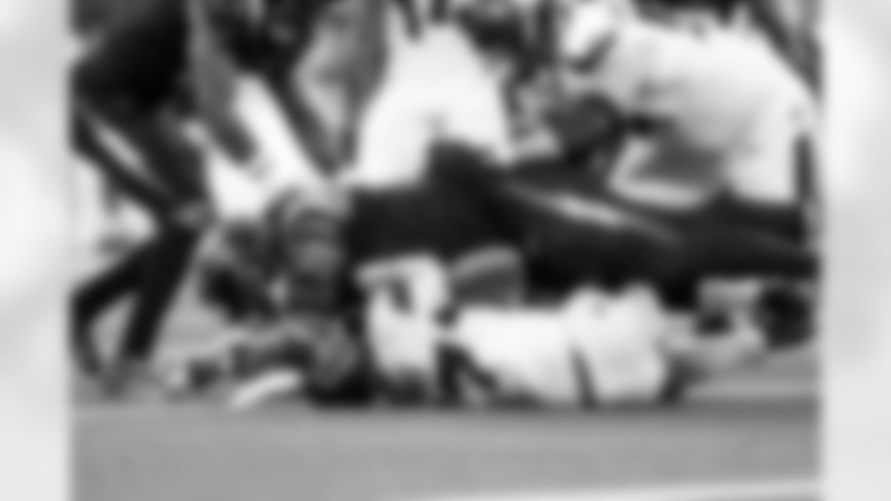 DL Otito Ogbonnia (93)