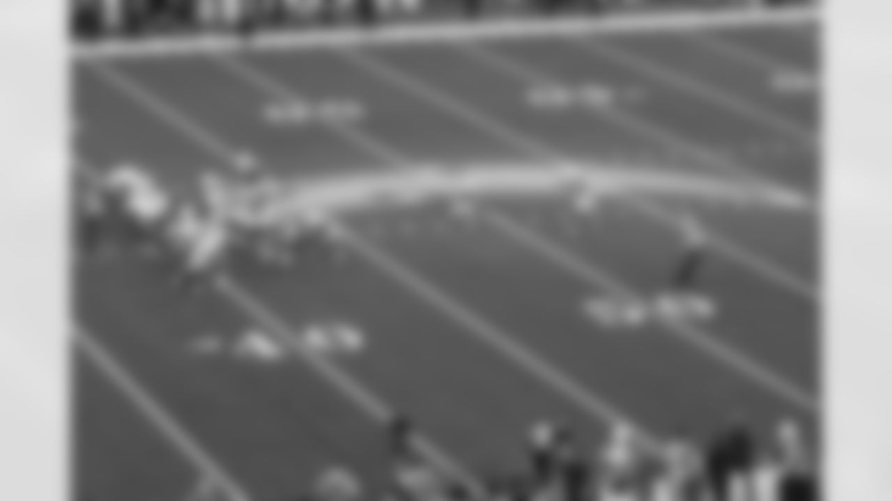 Check out the best shots from the Chargers Week 10 matchup against the Steelers!