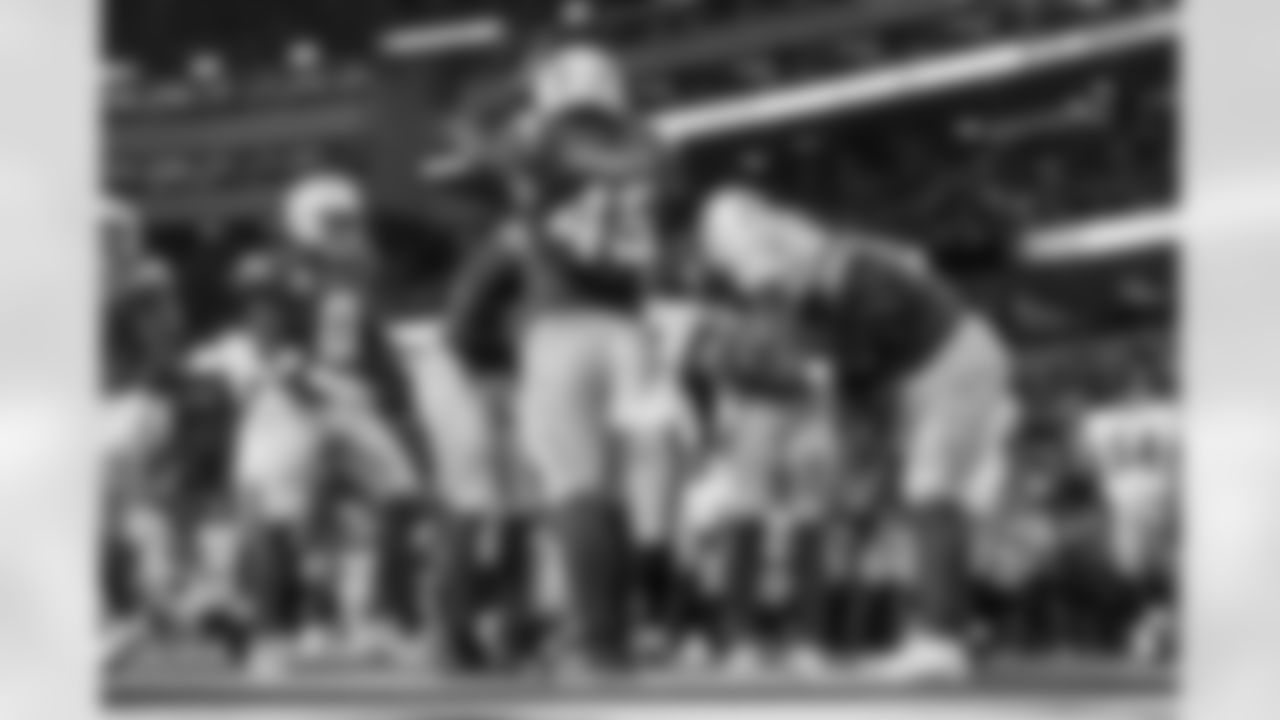 The Los Angeles Chargers play the Pittsburgh Steelers on Sunday, November 9, 2025 at SoFi Stadium in Inglewood, CA.
[FINAL SCORE: LAC 25 - PIT 10]