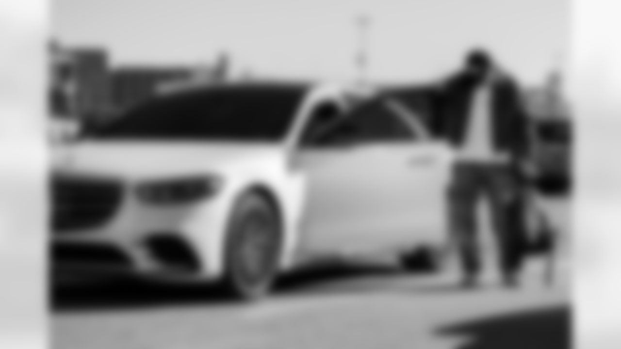 Take a look back at the best photos of the Chargers best arrival fits of the 2025 season.