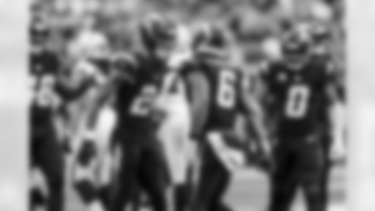 CB Benjamin St-Juste (24) and LB Denzel Perryman (6)