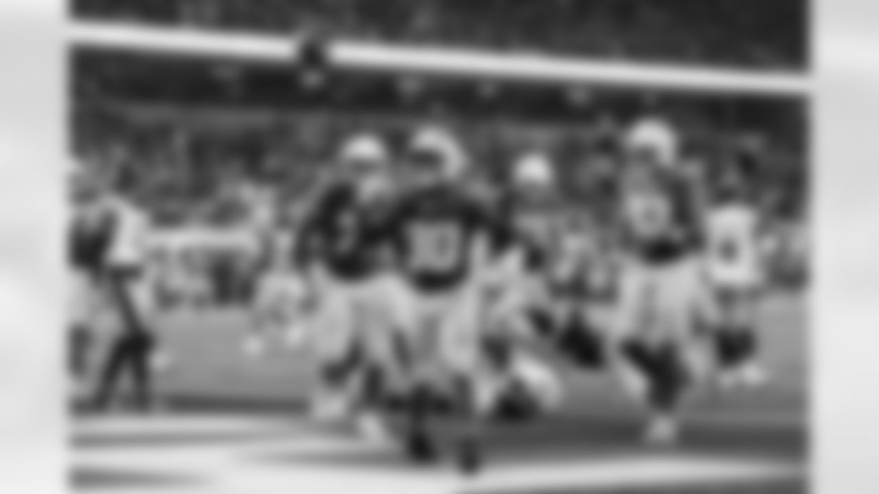 RB Kimani Vidal (30)