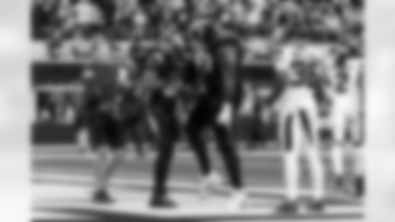 Check out the best shots from the Chargers Week 17 matchup against the Texans!