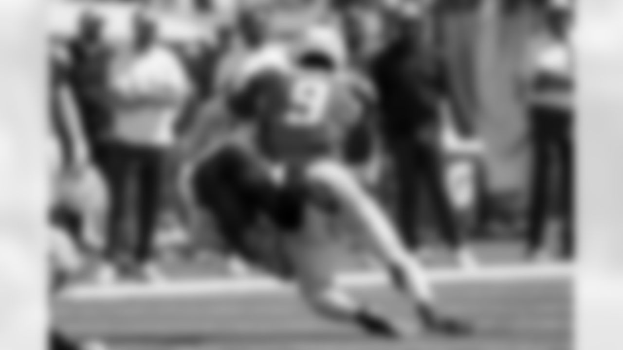 The Los Angeles Chargers play the Tennessee Titans on Sunday, September 17, 2023 at Nissan Stadium in Nashville, TN.
[FINAL SCORE: TEN 27 - LAC 24]