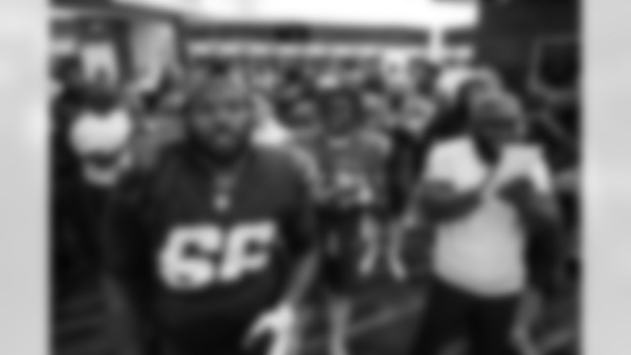 T Bobby Hart (66) and S RJ Mickens (27)