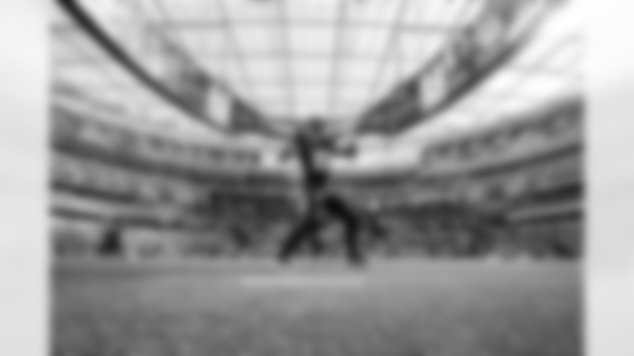 QB Justin Herbert (10)