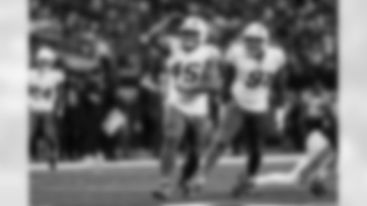 OLB Tuli Tuipulotu (45)