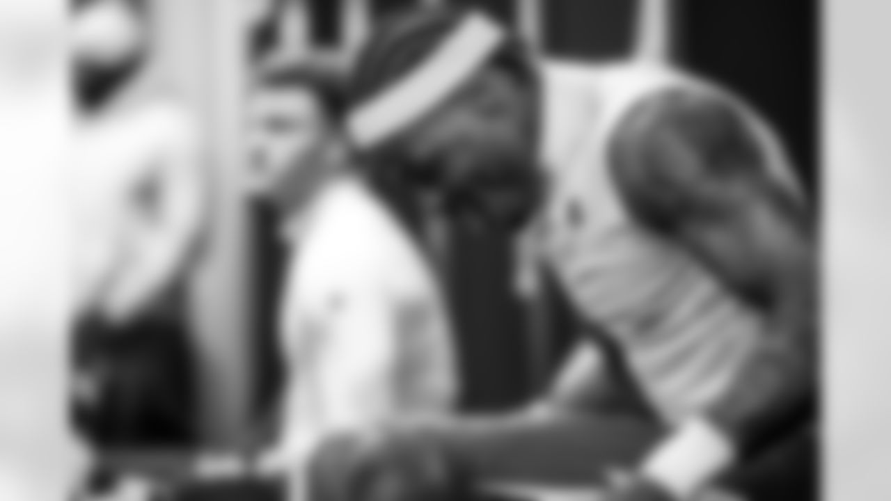 S Derwin James Jr. (3)