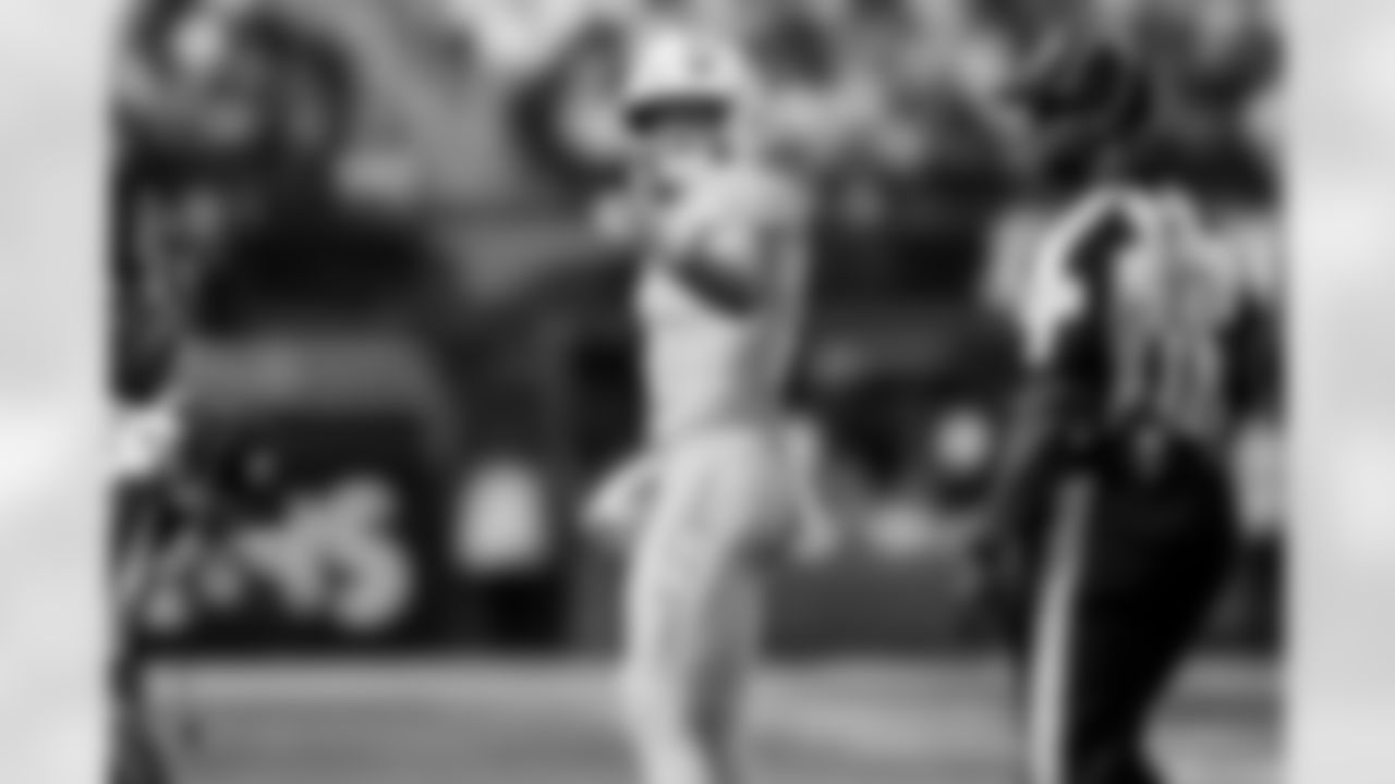 Check out the best shots from the Chargers Week 7 matchup against the Colts!