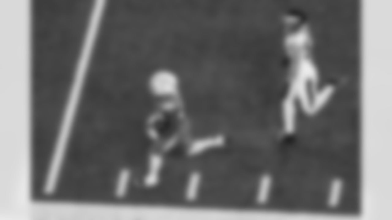 RB Kimani Vidal (30)