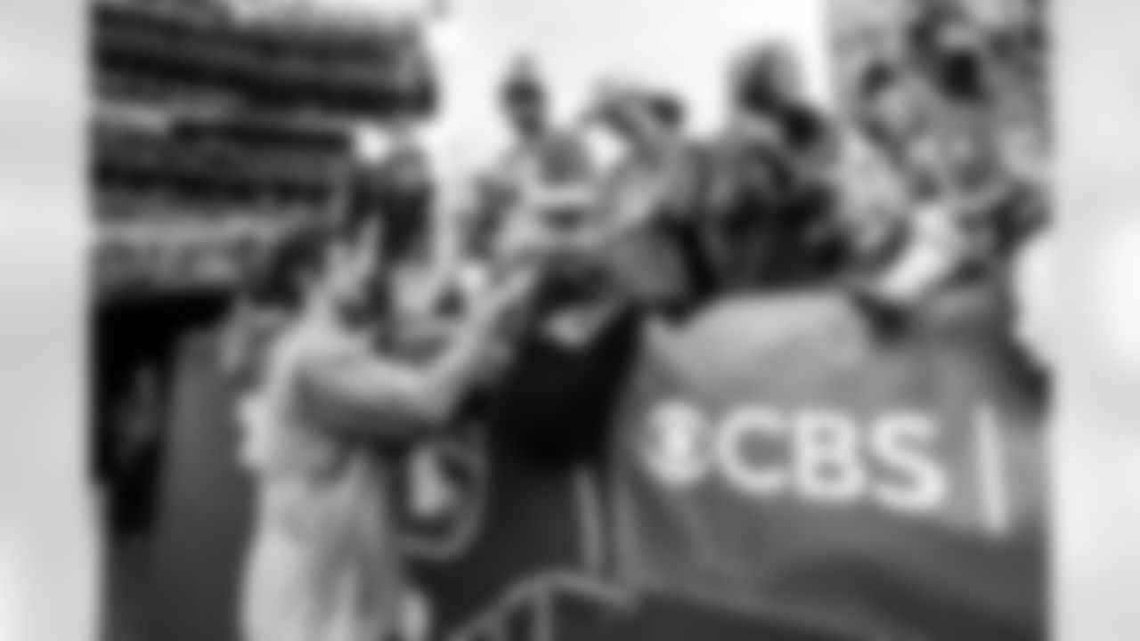 Take a look back at the Chargers Week 18 matchup with the Broncos in monochrome.