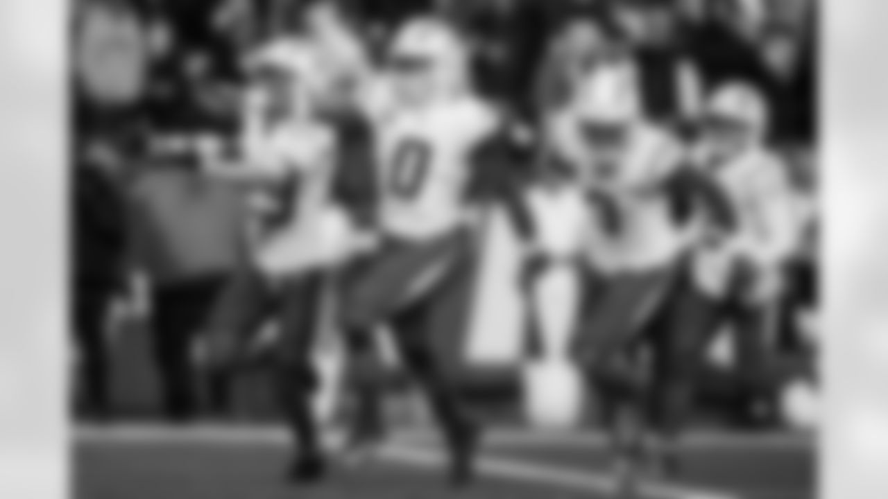 Take a look back at the best photos of the Chargers best celebrations of the 2025 season.