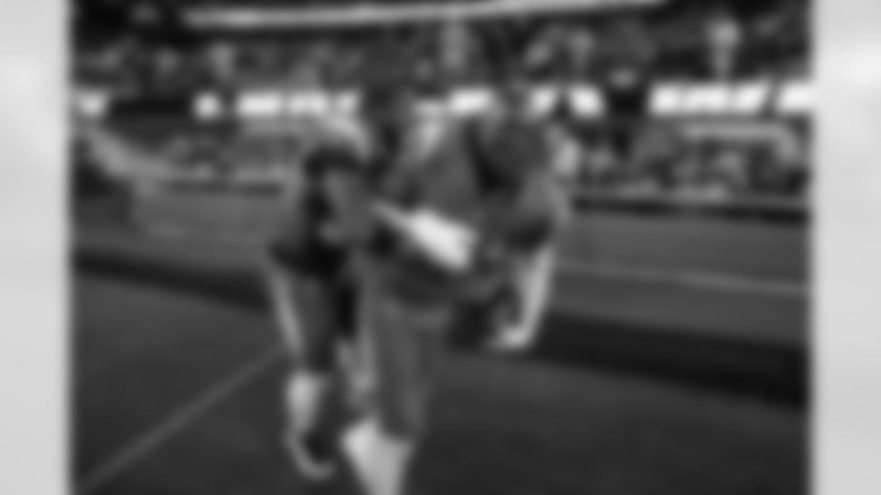 S Tony Jefferson (23) and LB Del'Shawn Phillips (53)