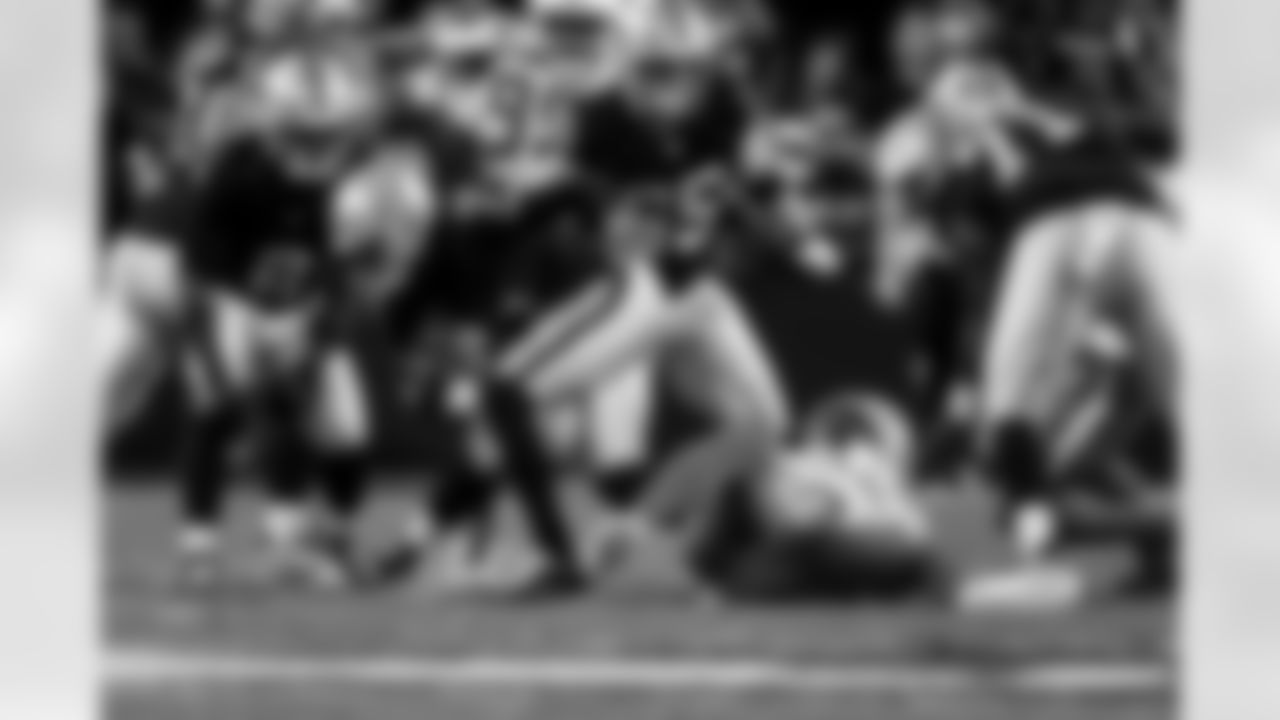 OLB Khalil Mack (52)