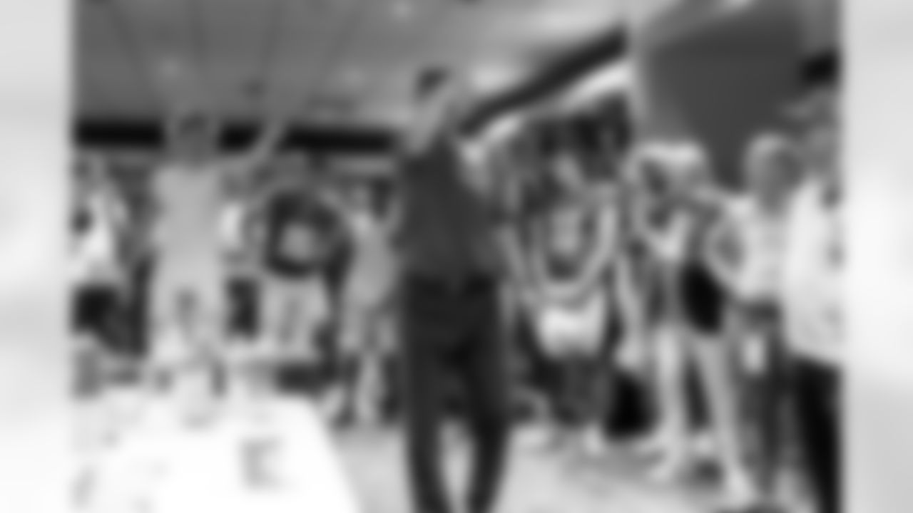 Check out the best shots from the Chargers Week 6 matchup against the Dolphins!