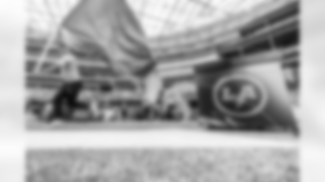 The Los Angeles Chargers play the Las Vegas Raiders on Sunday, September 8, 2024 at SoFi Stadium in Inglewood, CA.
[FINAL SCORE: LAC 22 - LV 10]