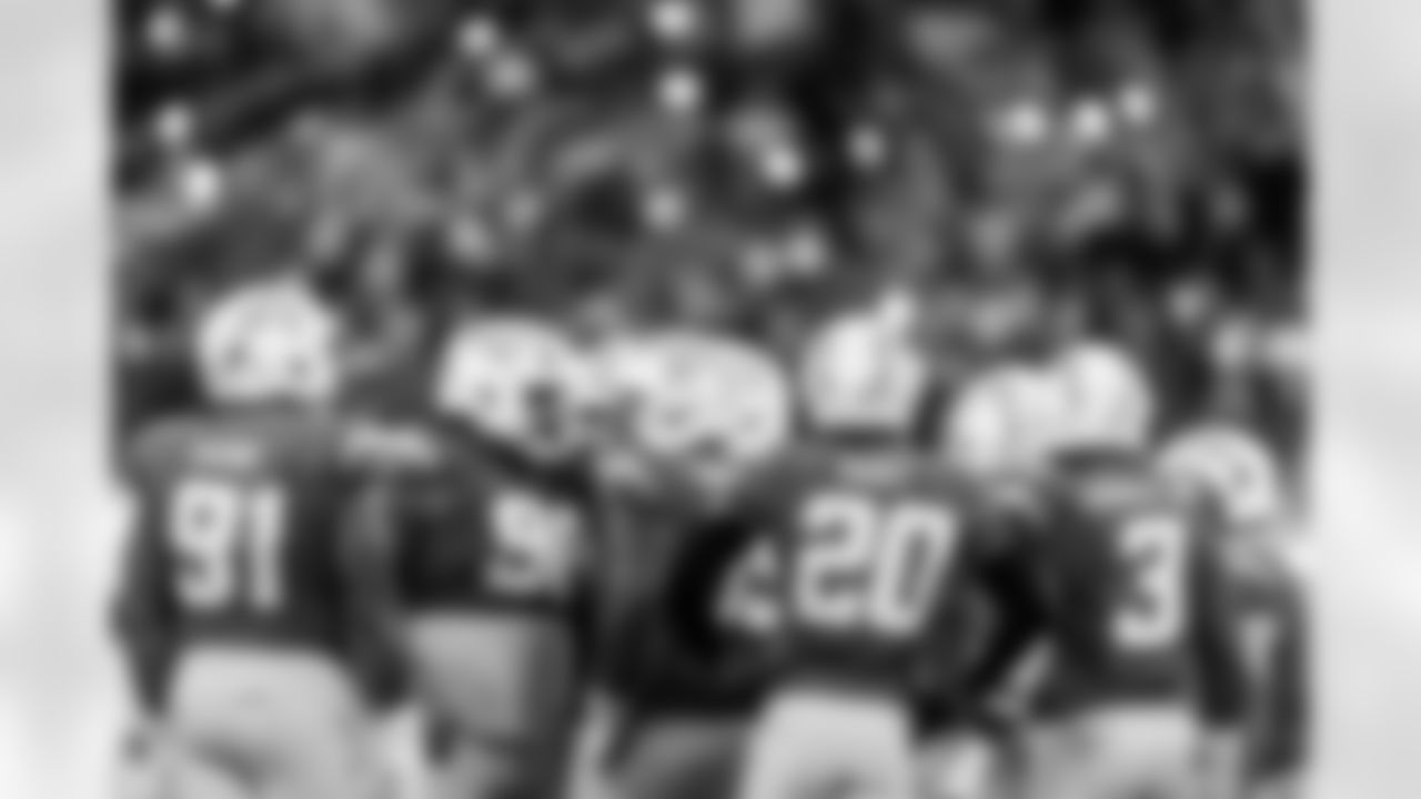 Check out the best shots from the Chargers Week 10 matchup against the Steelers!