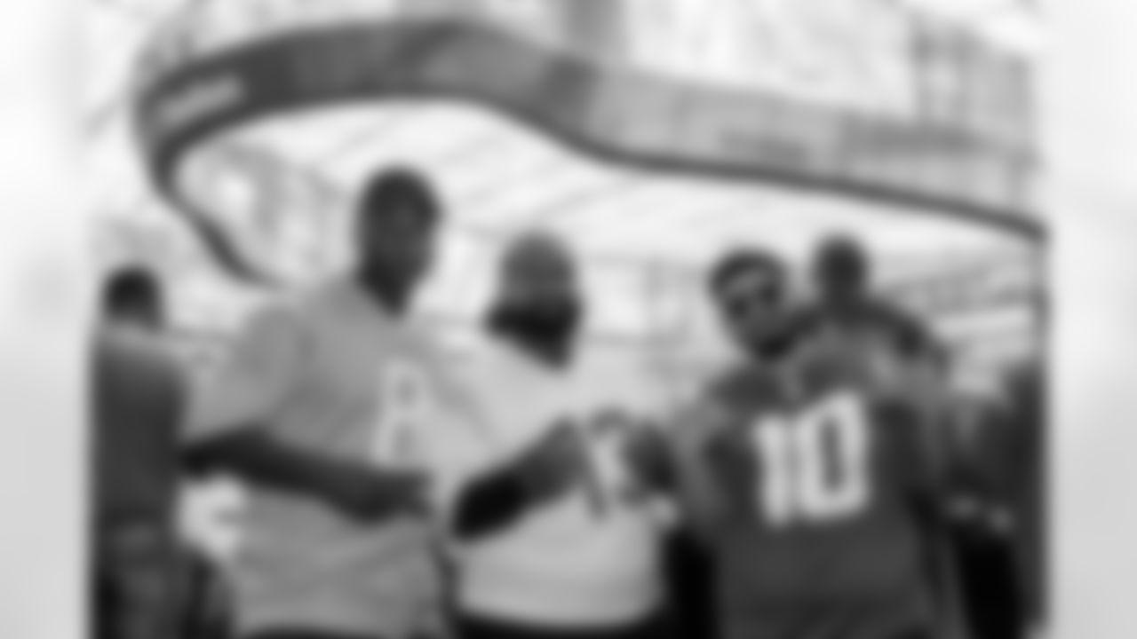 `The Los Angeles Chargers play the Washington Commanders on Sunday, October 5, 2025 at SoFi Stadium in Inglewood, CA.
[FINAL SCORE: WAS 27 - LAC 10]