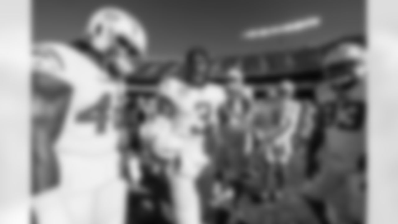 Check out the best shots from the Chargers Week 15 matchup against the Chiefs!