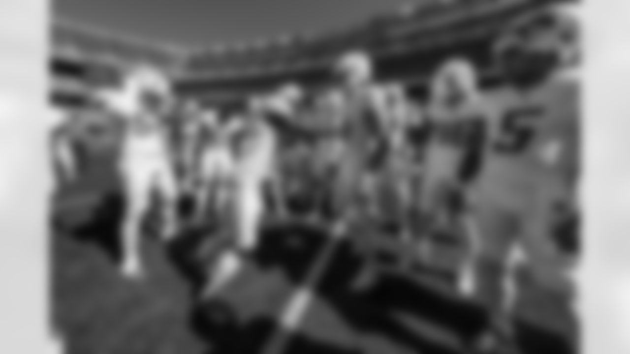 Take a look back at the best photos of Justin Herbert's 2025 campaign.