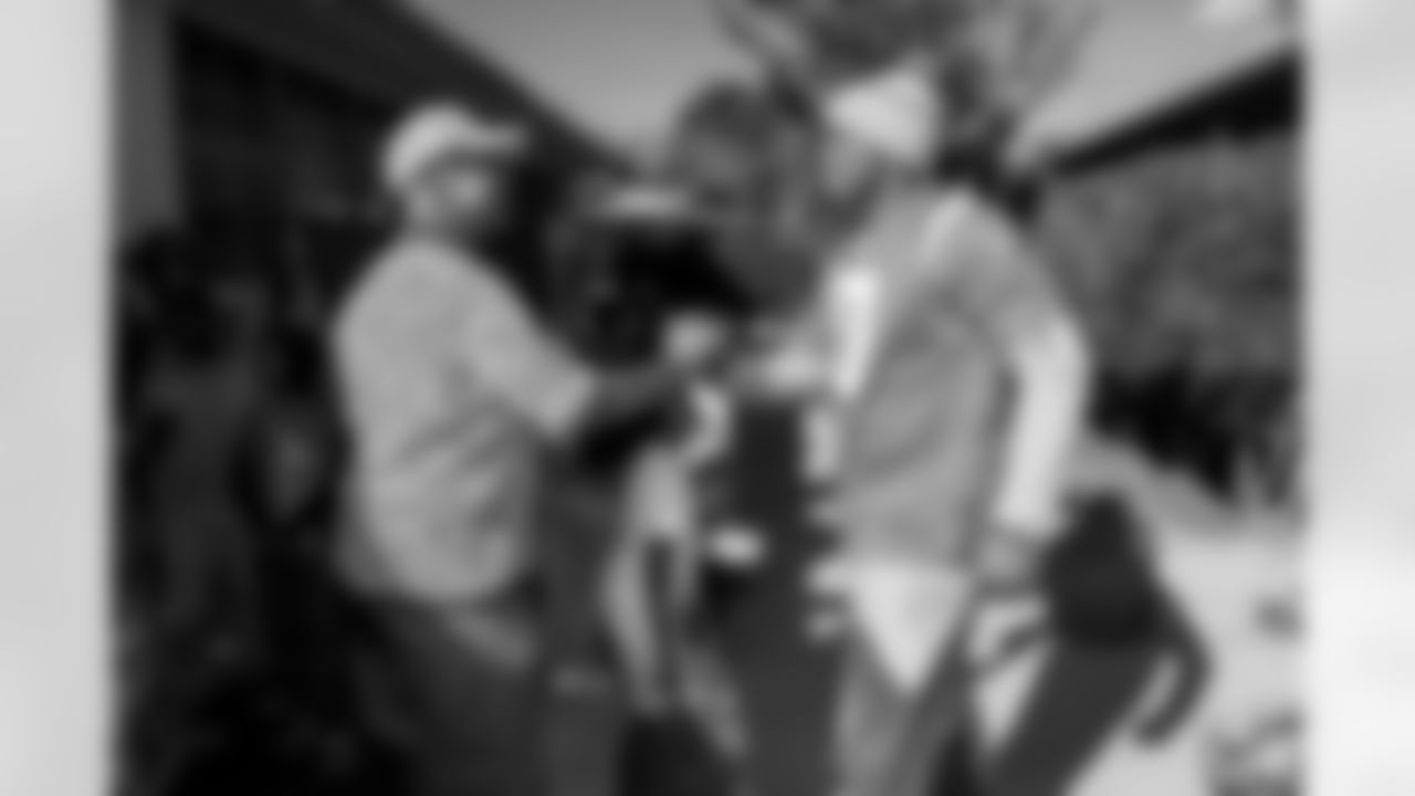 The Los Angeles Chargers host a Scholastic Book Fair on Monday, December 1, 2025 at Baldwin Hills Elementary in Los Angeles, CA.