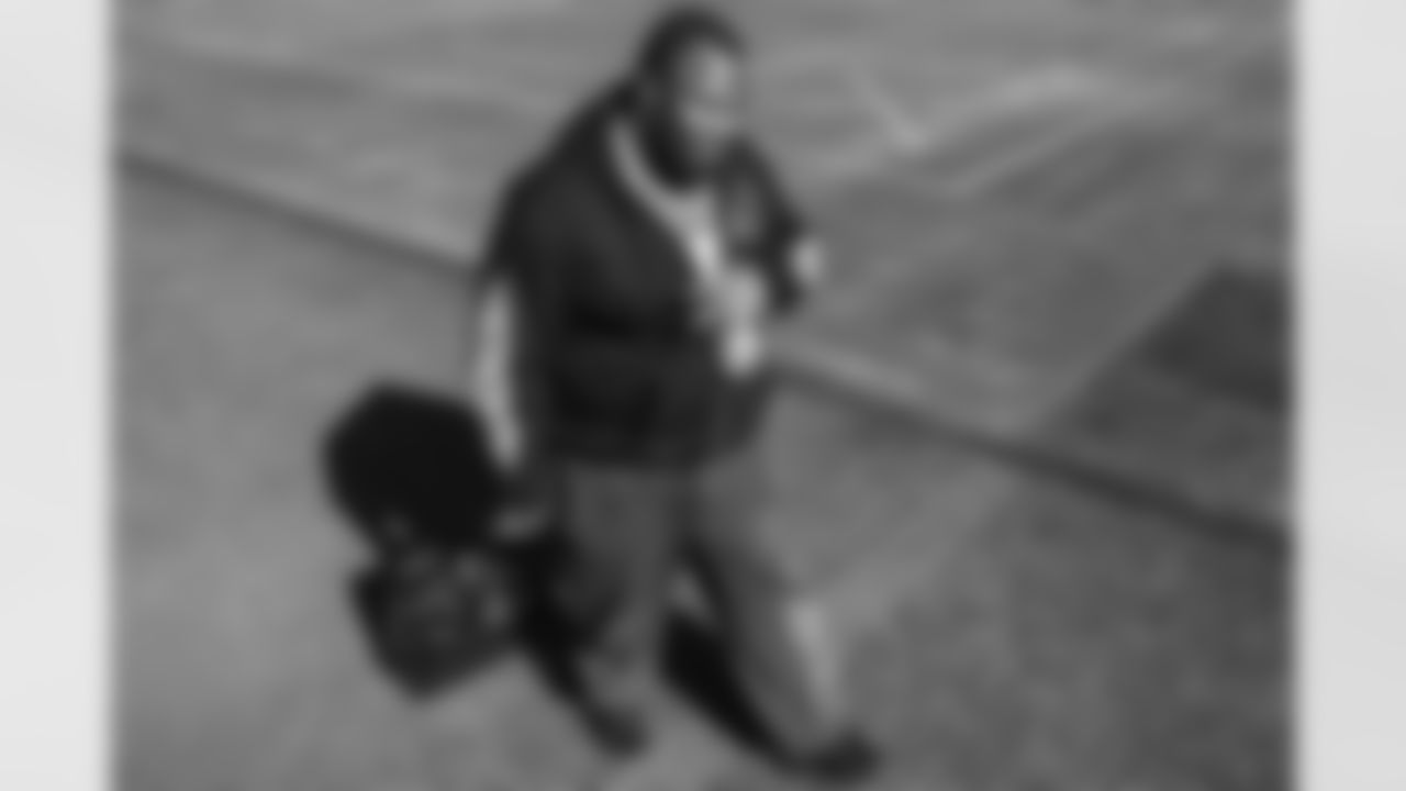 Los Angeles Chargers DL Teair Tart (90) travels to New England on Friday, Jan. 9, 2025 for the Wild Card matchup against the New England Patriots.