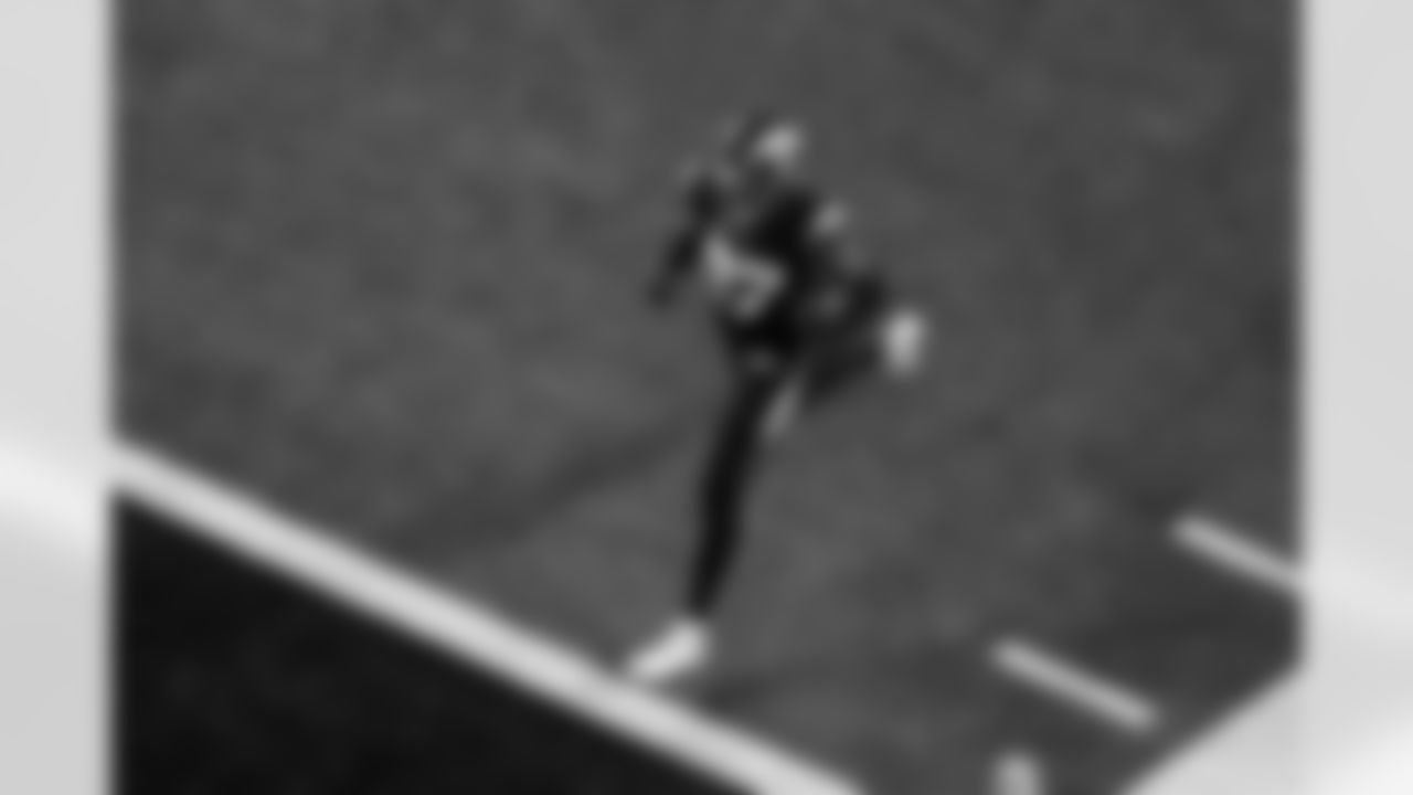 S RJ Mickens (27)