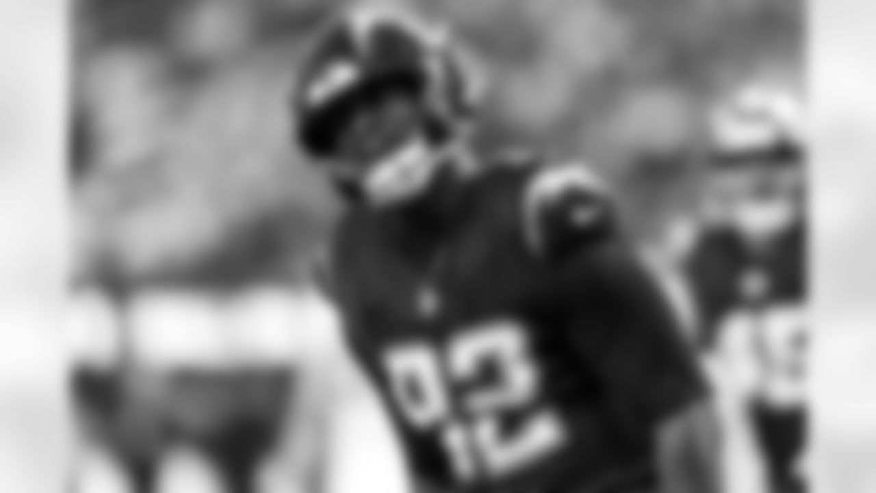 DL Justin Eboigbe (92)