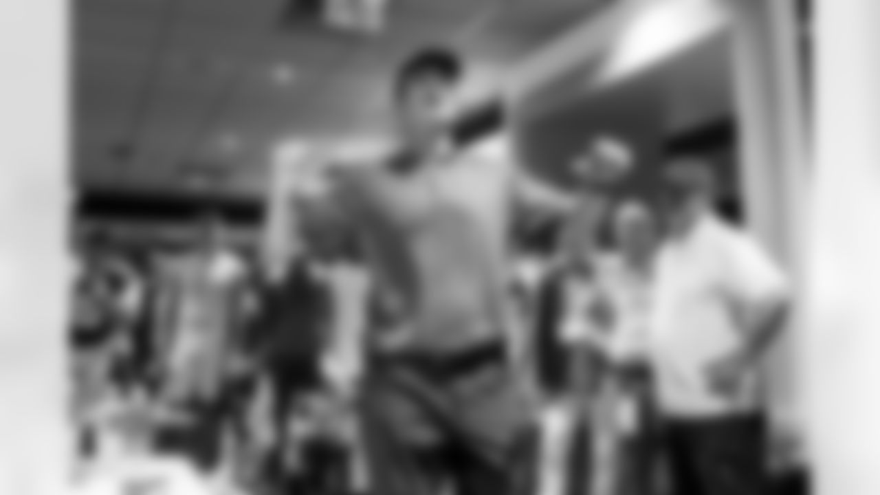 Check out the best shots from the Chargers Week 6 matchup against the Dolphins!