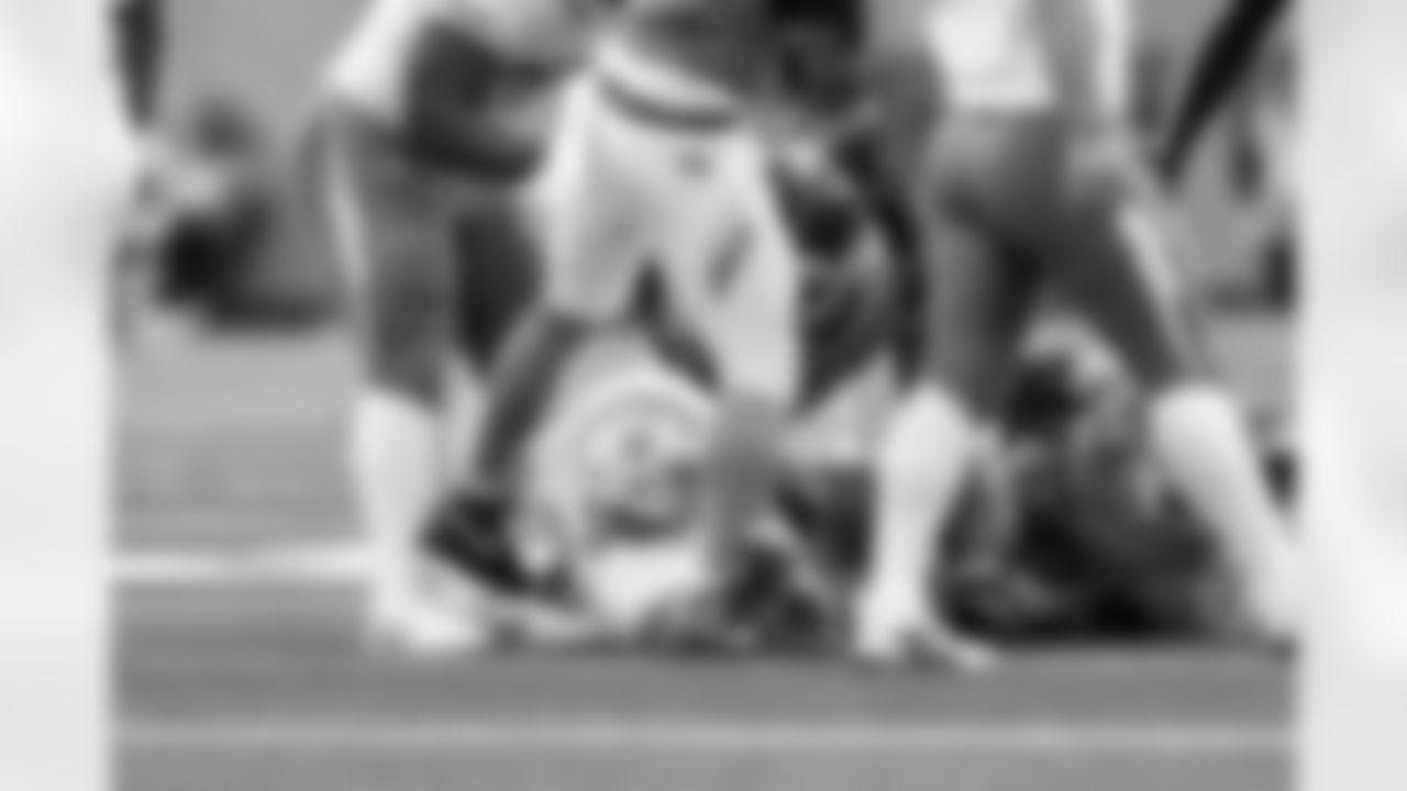 QB Justin Herbert (10)