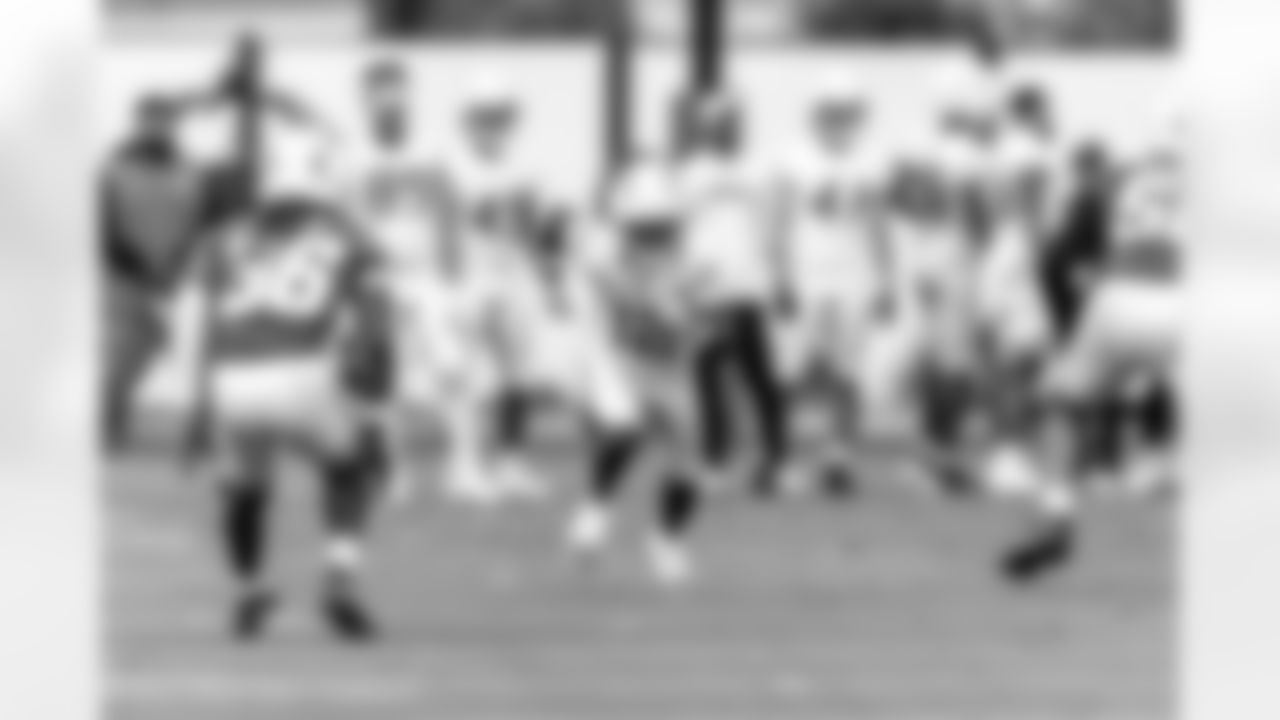 Los Angeles Chargers players participate in Phase 3 of the offseason program on Tuesday, June 3, 2025 at The Bolt in El Segundo, CA.