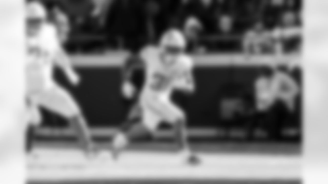 RB Kimani Vidal (30)