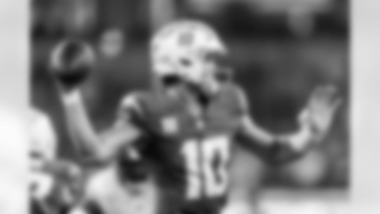 Check out the best shots from the Chargers Week 10 matchup against the Steelers!