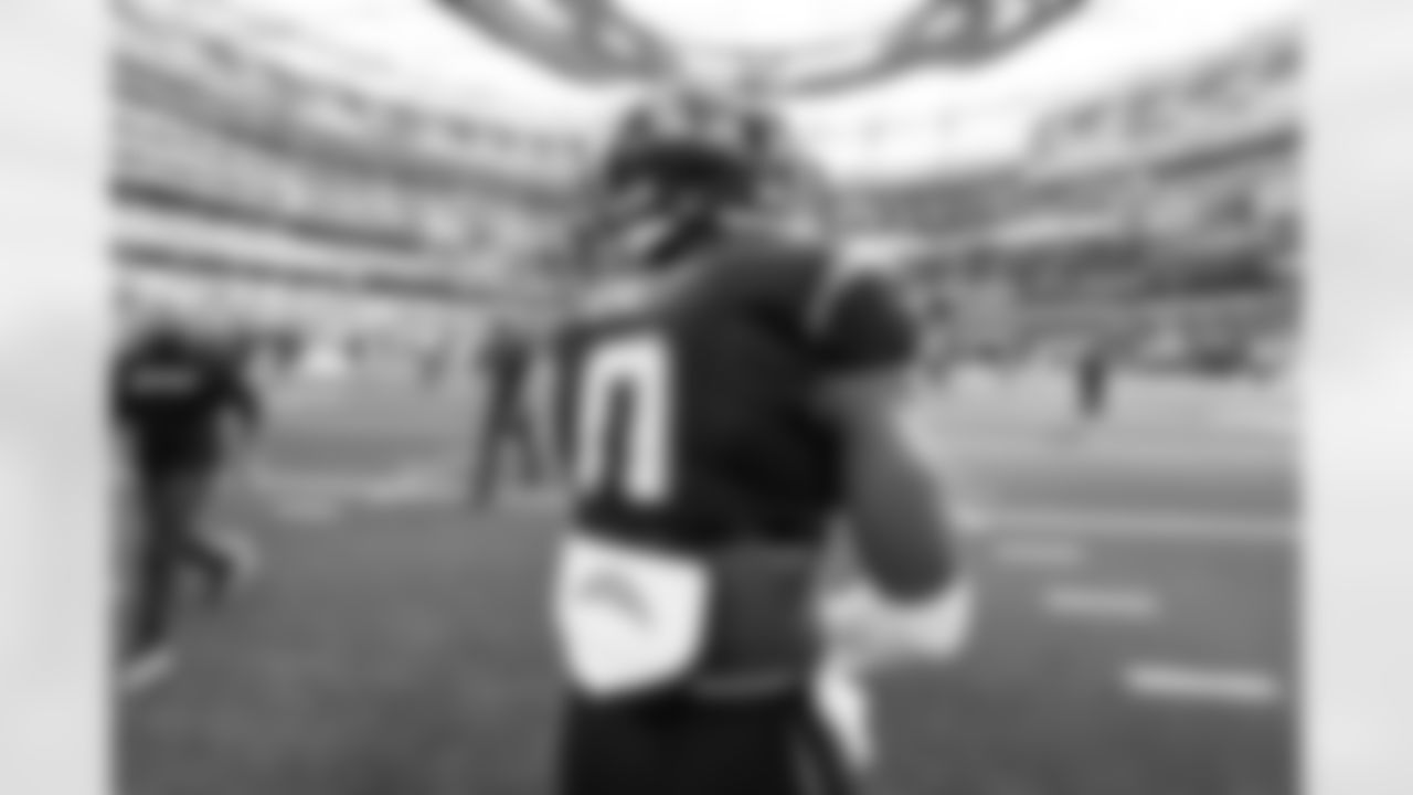 LB Daiyan Henley (0)