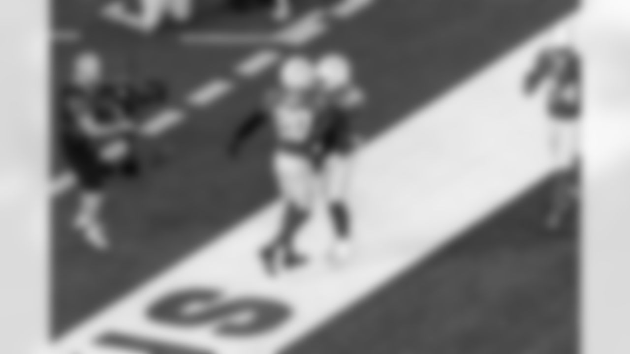 Check out the best shots from the Chargers Week 10 matchup against the Steelers!