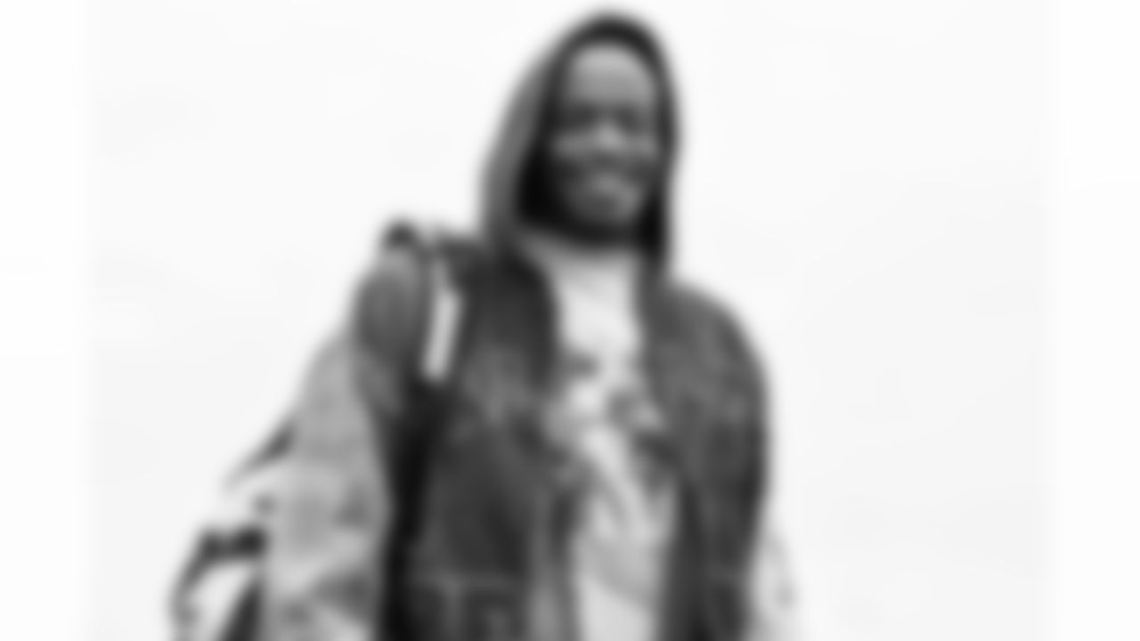 Los Angeles Chargers OLB Kyle Kennard (54) travels to Denver on Saturday, Jan. 3, 2025 for the Week 18 regular season matchup against the Denver Broncos.