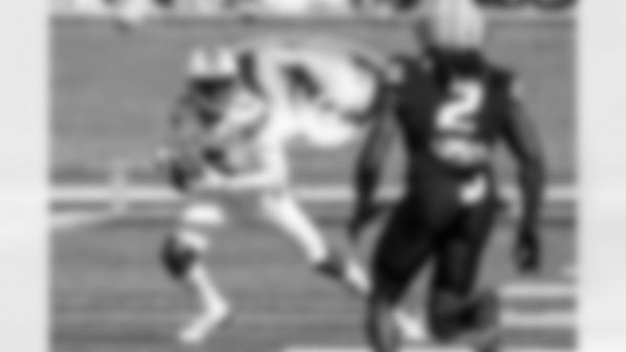 COLUMBIA, MO - October 19, 2024 - Auburn Wide Receiver KeAndre Lambert-Smith (#5) during the game between the Auburn Tigers and the (#19) Missouri Tigers at Faurot Field at Memorial Stadium in Columbia, MO.
Photo by Austin Perryman